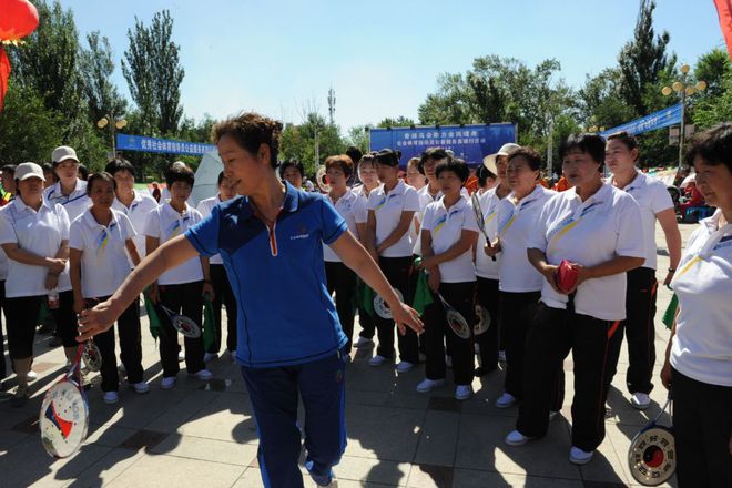 完美体育家门口的社会体育设施你还满意吗？ 纵相调查(图30)