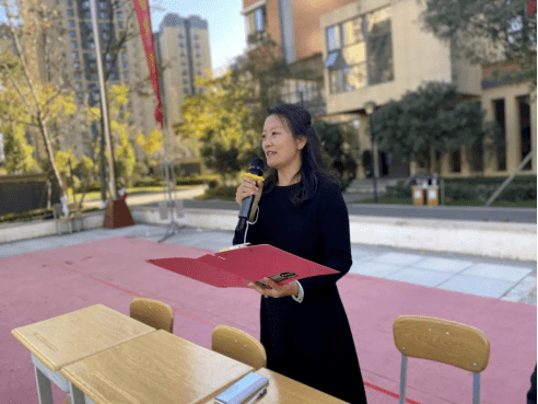 完美体育【体育活动】我参与、我锻炼、我健康快乐——东华二小魅力分校趣味节活动(图2)
