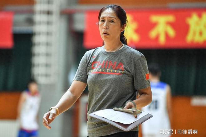 最后1完美体育3秒女篮教练的一个举动打乱日本阵脚直接绝夺冠！(图4)