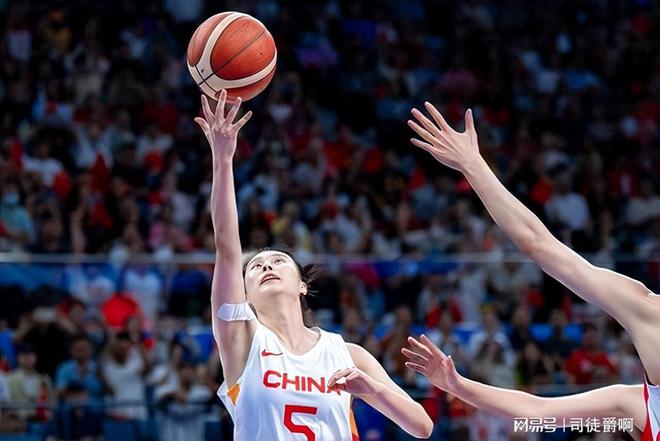 最后1完美体育3秒女篮教练的一个举动打乱日本阵脚直接绝夺冠！(图9)
