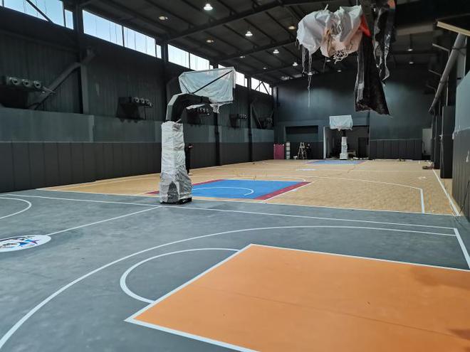 篮完美体育球场地胶打造高品质的运动场地(图5)